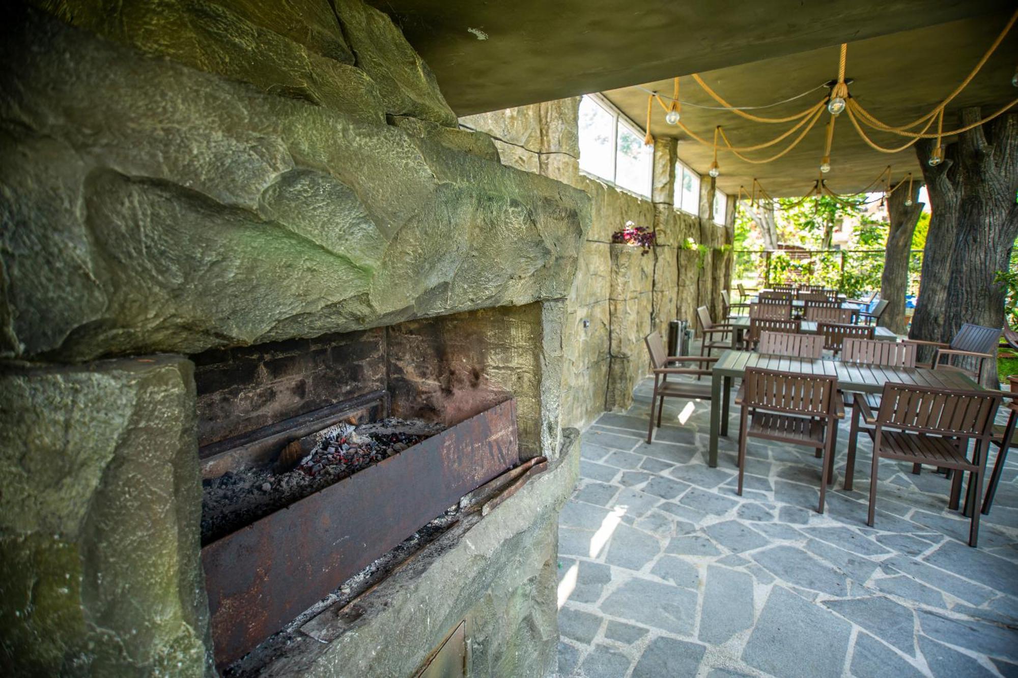 Chveni Ezo Boutique Hotel Kobuleti Εξωτερικό φωτογραφία